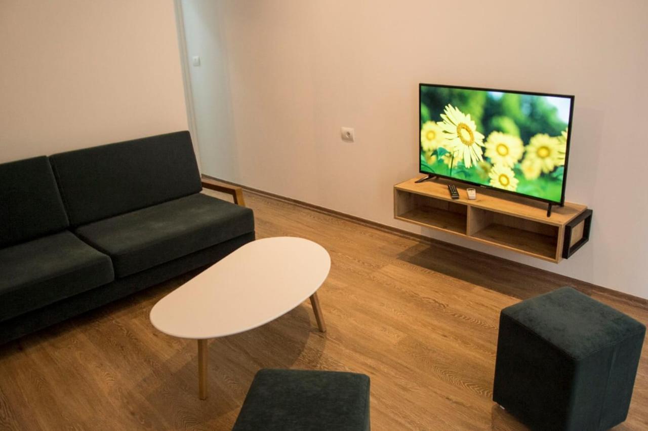 Apartament Stefani Sarandë Esterno foto