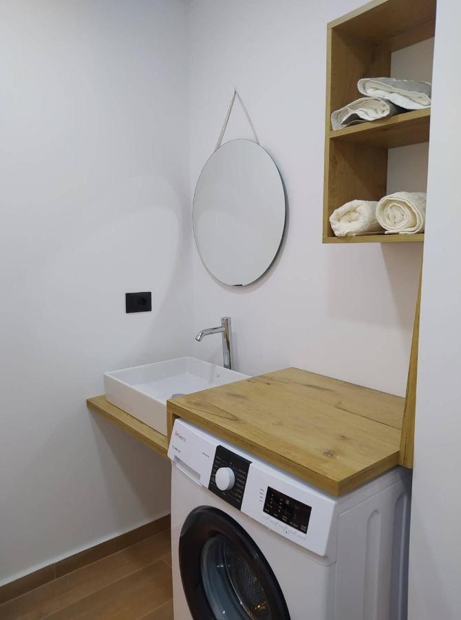 Apartament Stefani Sarandë Esterno foto