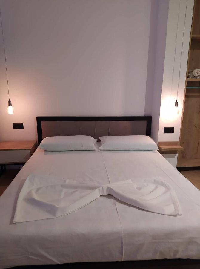 Apartament Stefani Sarandë Esterno foto